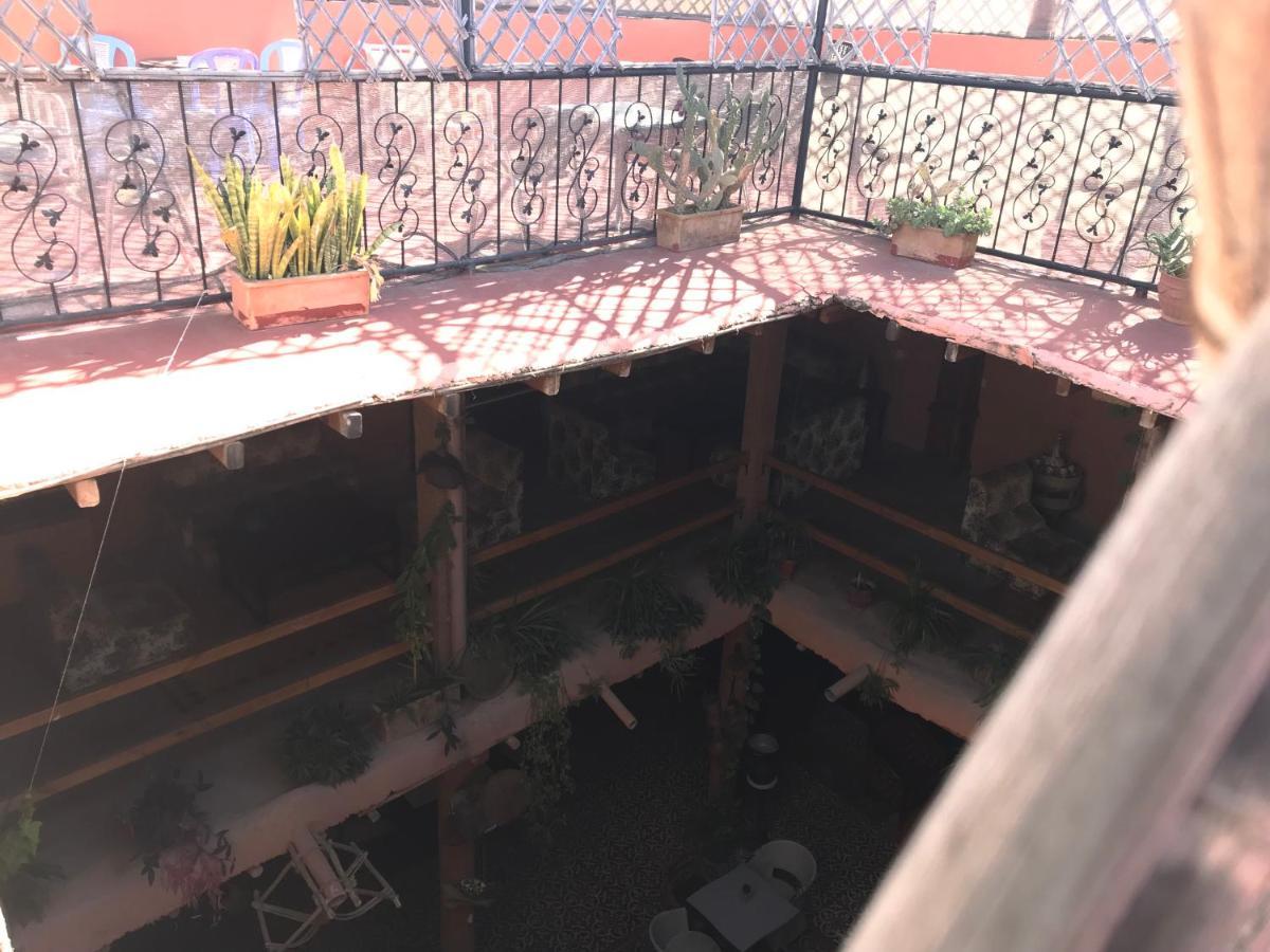 Riad Asrir 提兹尼特 外观 照片